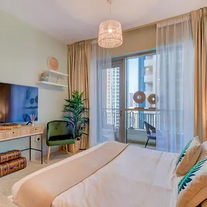 Apartment Durrani Homes - Luxurious Near Mall With Pool View, Dubai