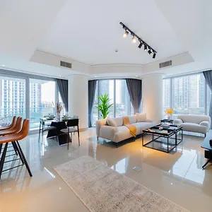 Apartment Eden's Homes & - Opera Grand, Dubai