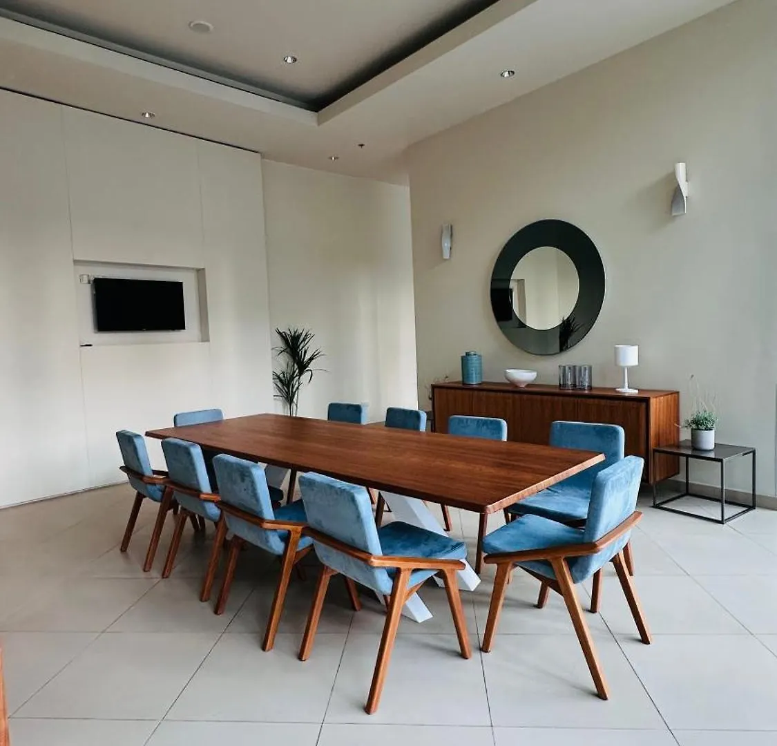 Dubai Mall Direct Connection Apartment - Burj Vista United Arab Emirates