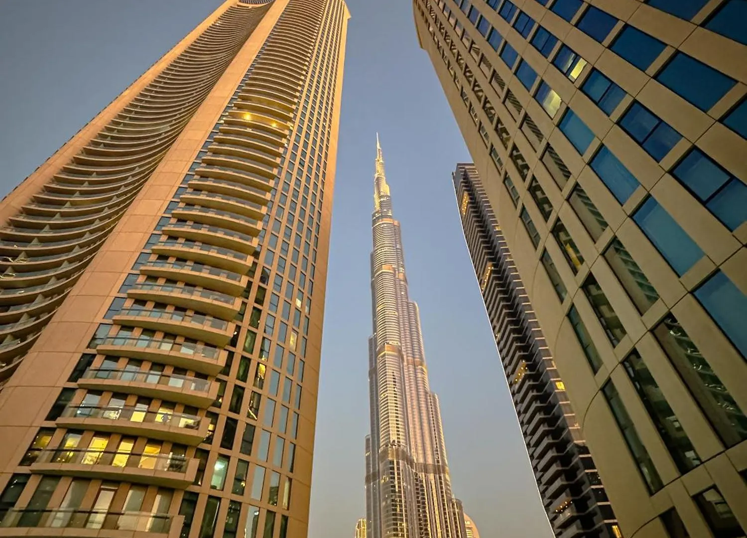 Dubai Mall Direct Connection Apartment - Burj Vista