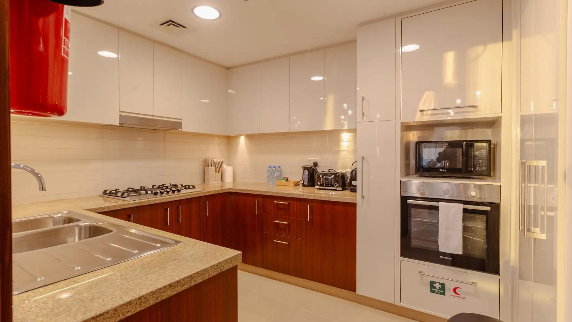 Dubai Mall Direct Connection Apartment - Burj Vista